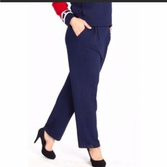 St John Basics knit pleated pants - Picture 1 of 11